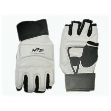 Перчатки спортивные/ перчатки для тхеквондо/ перчатки для единоборств. Размер XS. Цвет: бело-черный.