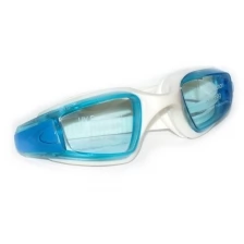 Очки для плавания/Очки для бассейна/Очки подводные / в бассейне/ на открытой воде ARYCA. Комплект: прозрачный футляр, беруши 1 пара. Цвет оправы: в ассортименте Цвет линзы: прозрачный.